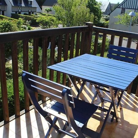 Cabourg, Appartement T2 Acces Direct Mer Kültér fotó